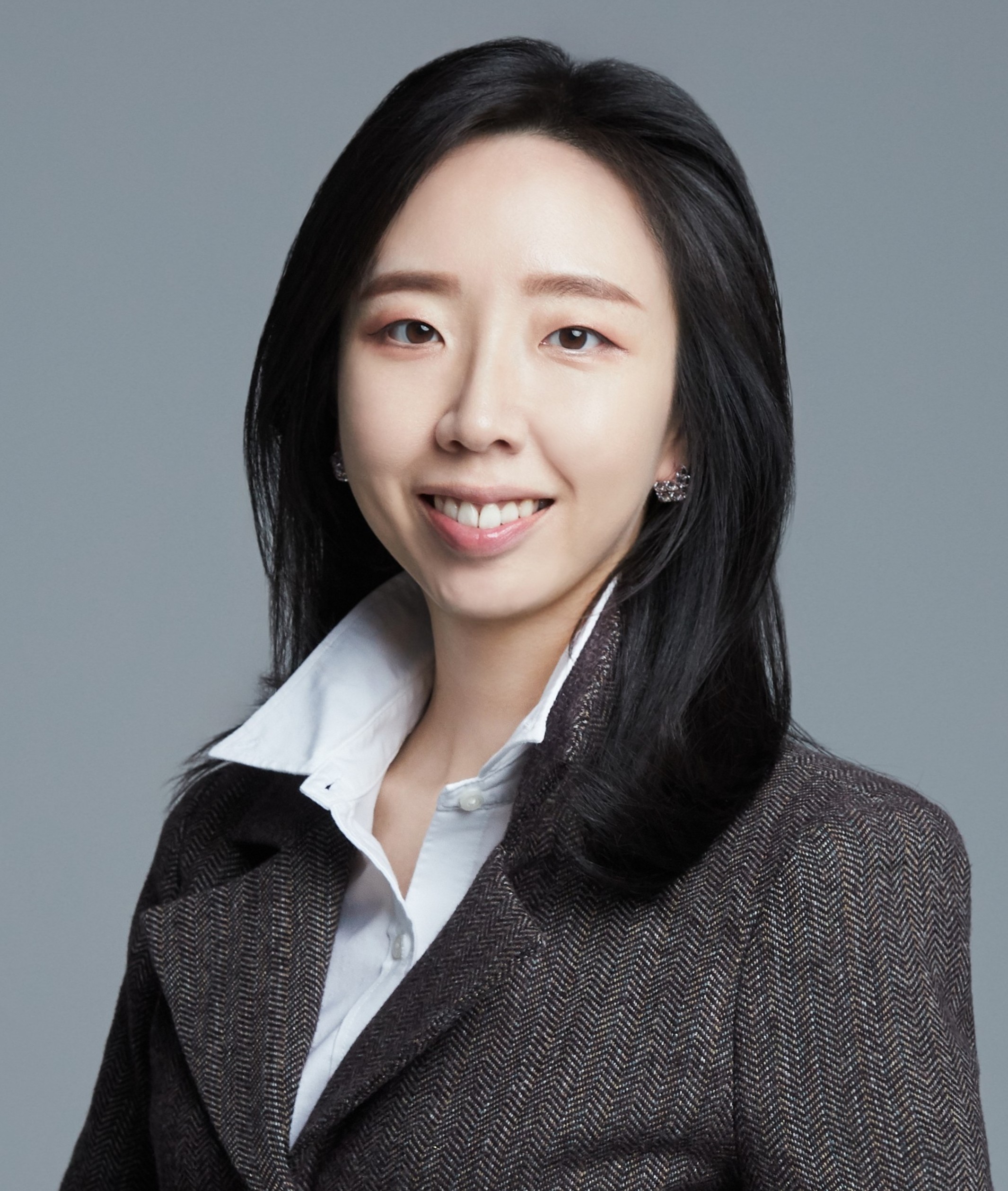 Elizabeth Shin image