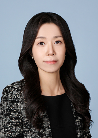 Julie Kim image